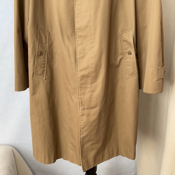 Burberrys’ Dark Tan Overcoat Classic Vintage - Picture 3 of 14